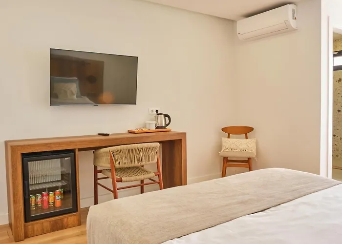 Nixie & - Adult Only