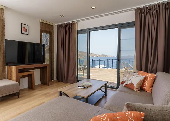 Nixie & - Adult Only