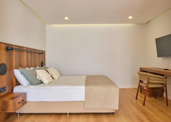 فندق Nixie & - Adult Only 5*